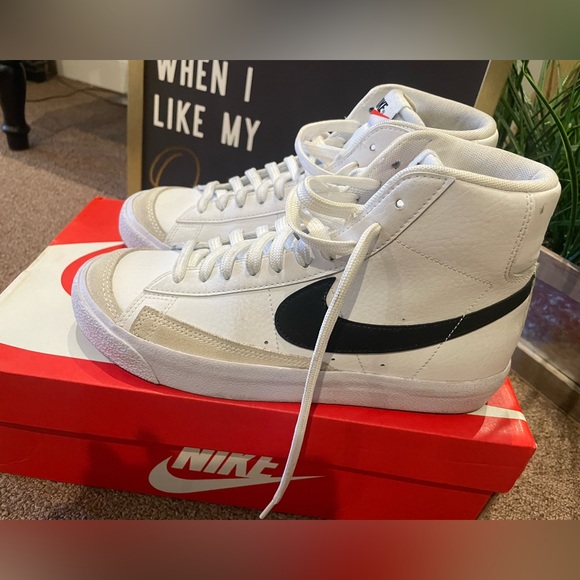 Nike Blazer MID ‘77 - Picture 4 of 10